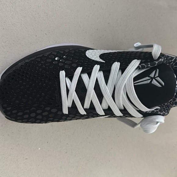 Nike Kobe VI Black and White Sneakers - Picture 9 of 11